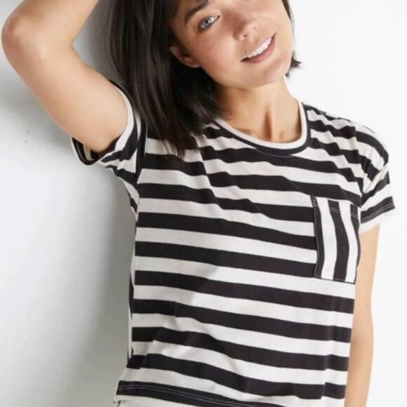 Like New Marine Layer Drop Shoulder Stripes Tee in Black/White Stripes Sz L - Picture 4 of 4